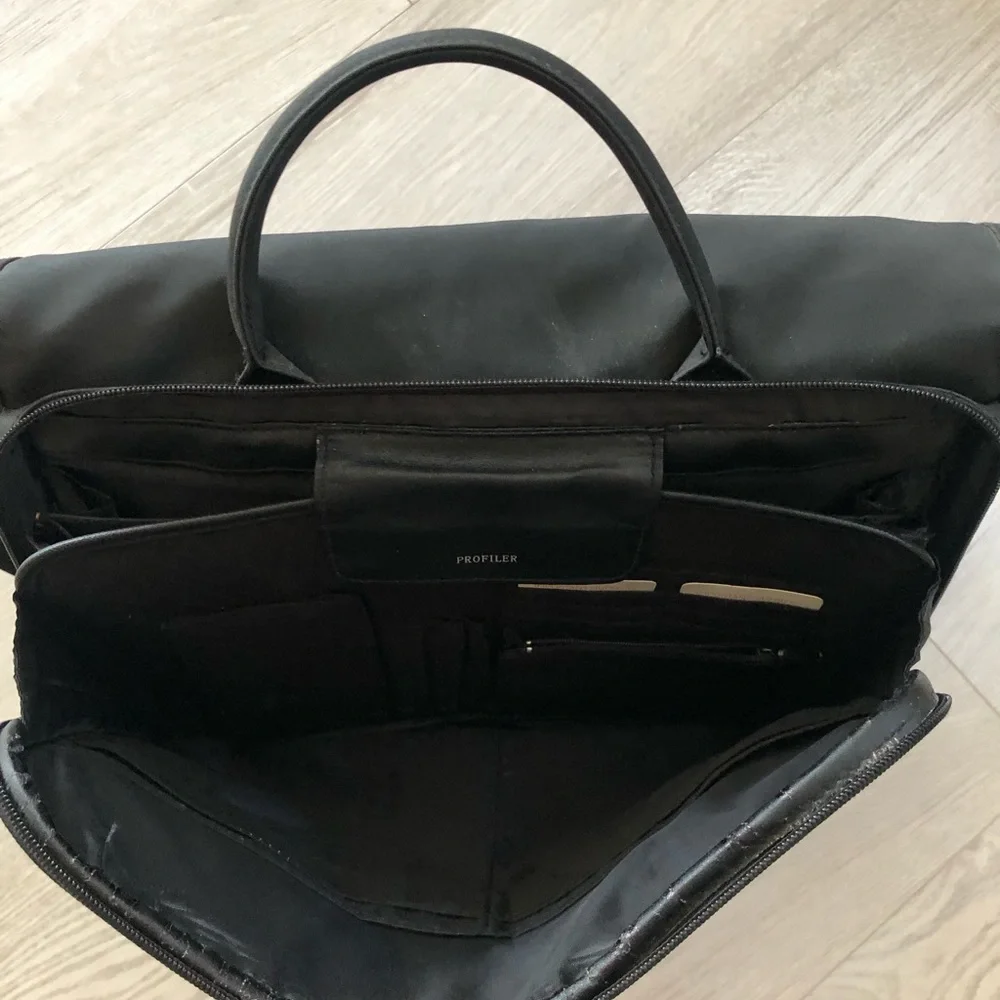 Rosetti New York Black Business Laptop Briefcase Bag - Picture 9 of 16